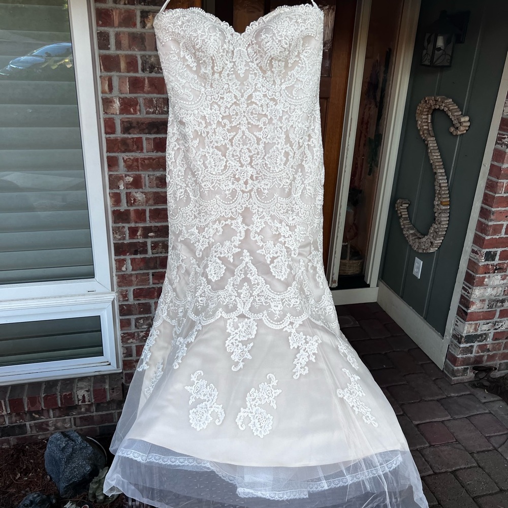 Allure Bridals Strapless Bridal Dress (Style W383) - Picture 4 of 9